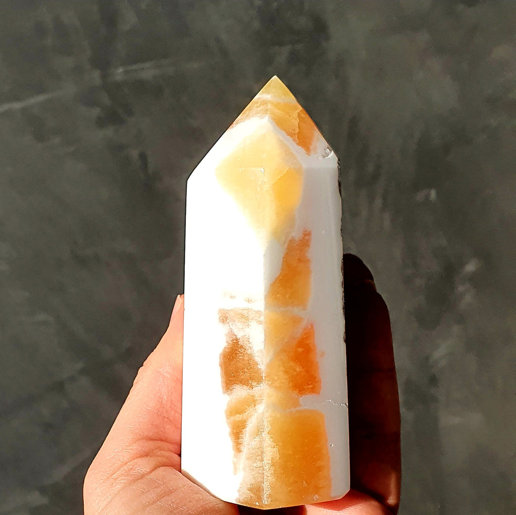 Polished Orange Calcite Generator