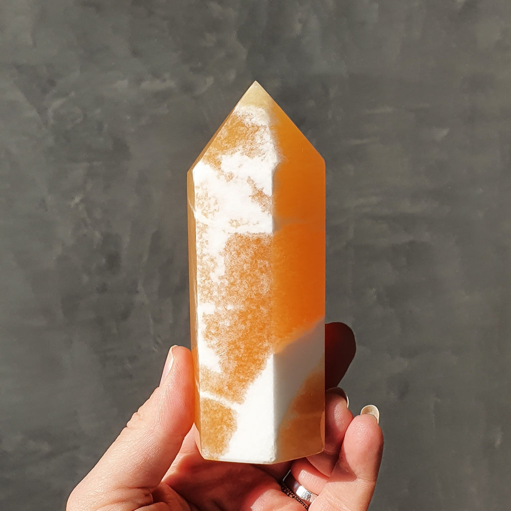 Polished Orange Calcite Generator