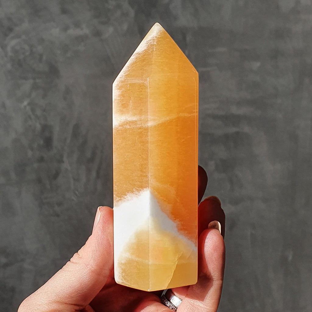 Polished Orange Calcite Generator